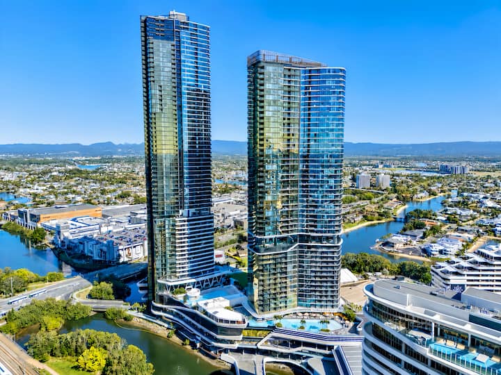 *Luxe S Casino T2- Brand New 2bdr Ocean Apt Lv25+ - Gold Coast