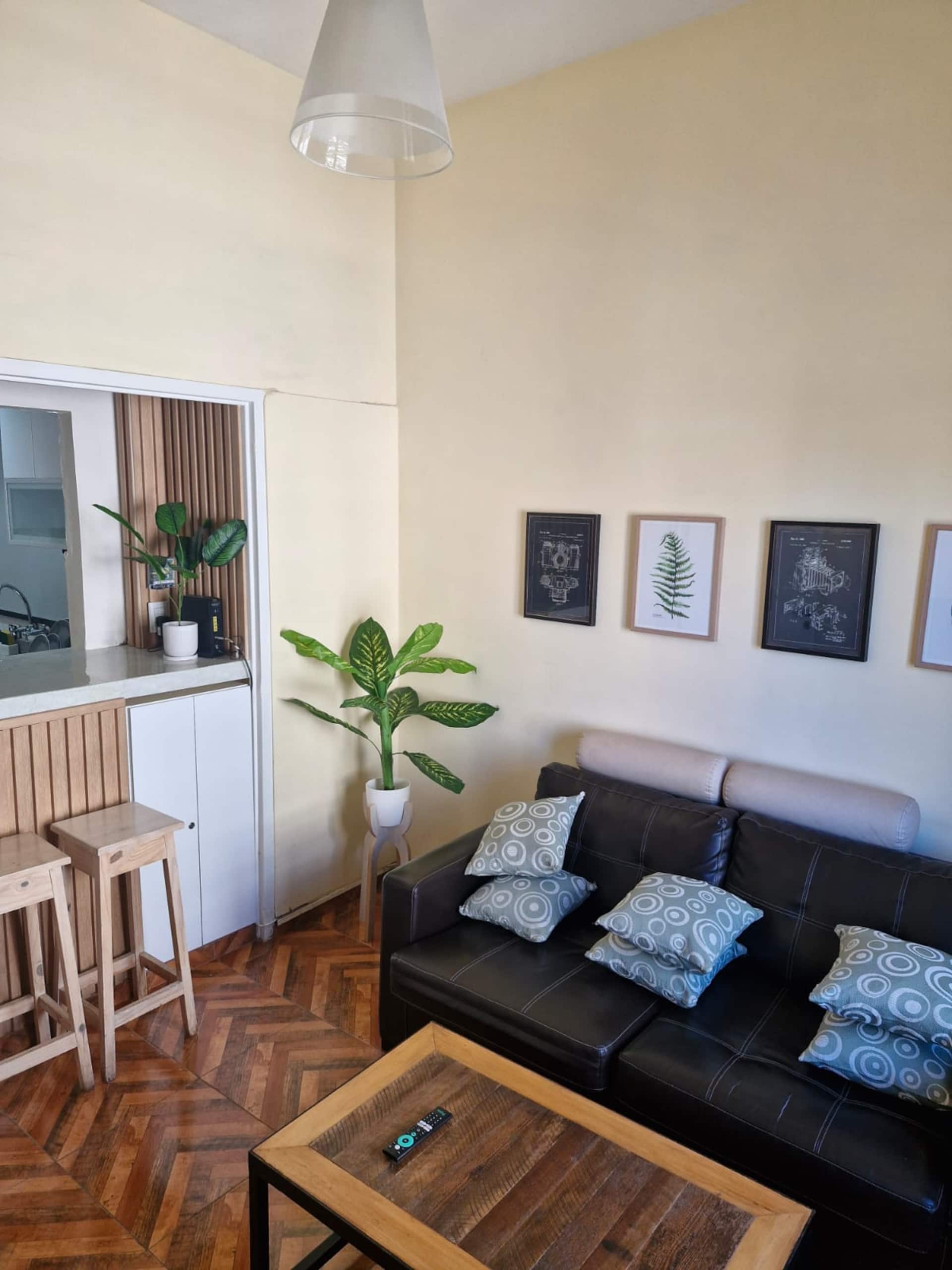 Departamento amoblado con 2 dormitorios