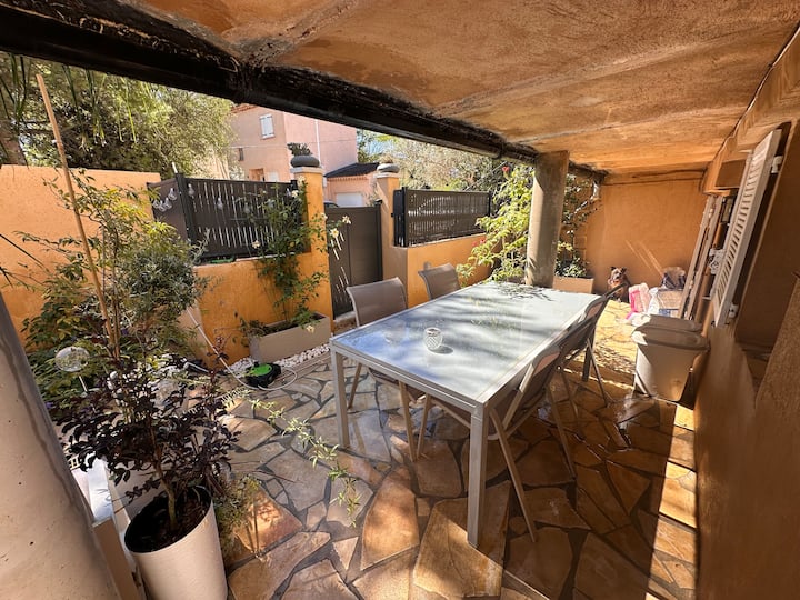 Appartement Atypique Avec Jardin - La Barque - Fuveau