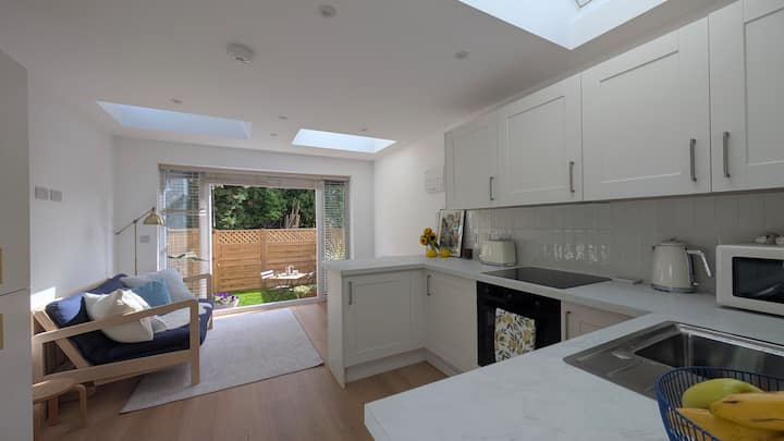 Dalmatian Lodge - Headington - Oxford