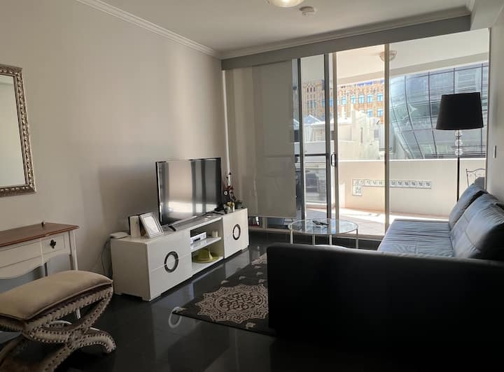 Sydney Cbd 1 Bedroom 65sqm Balcony Apartment - Sydney
