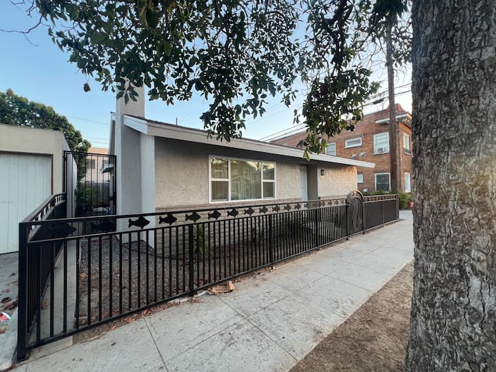 The Mermaid Casa | Patio | Parking | Perfect - ロング・ビーチ, CA