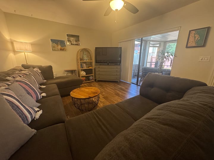 Mission Control Townhome-titusville W/screen Patio - Titusville, FL