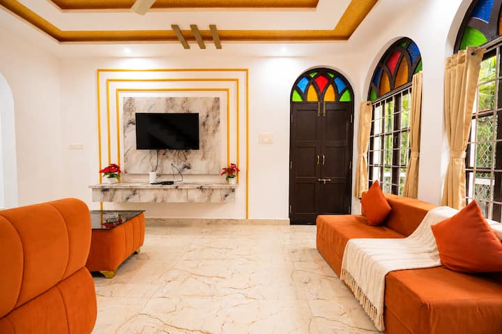 Living room image 9