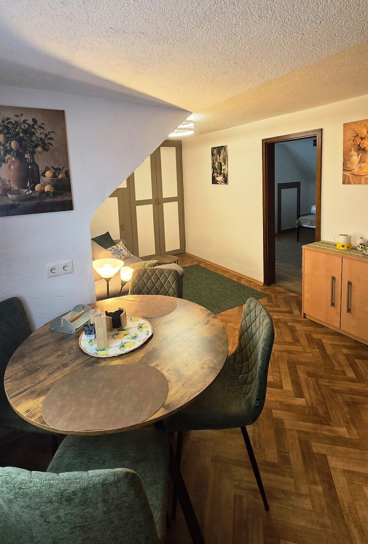 Bodensee-feeling: Gemütliche Wohnung In Top-lage. - Friedrichshafen