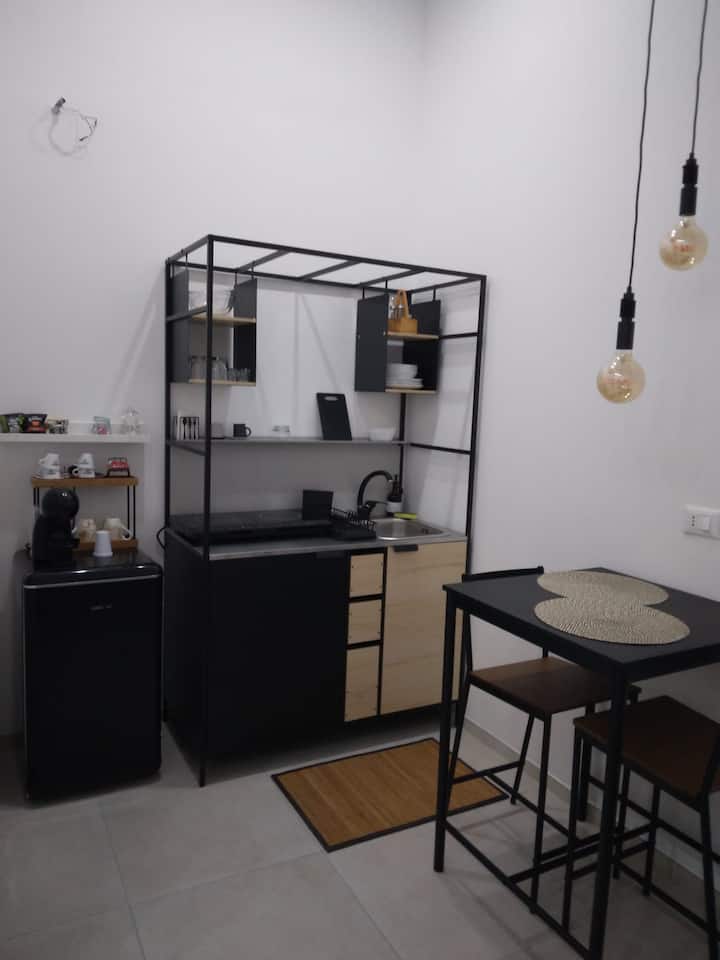 Monolocale Sito In Pieno Centro A Brindisi - Brindisi