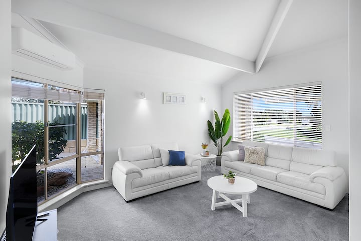 Ocean Reef 4br Family Home + Kids Retreat - Joondalup