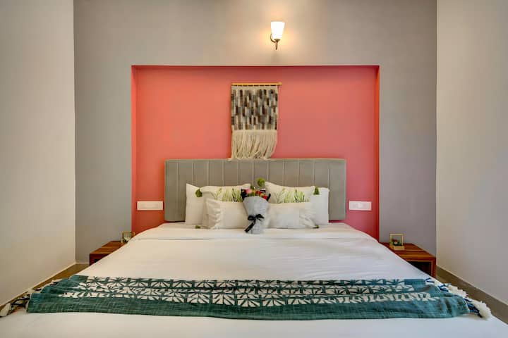 Bedroom 1 image 3