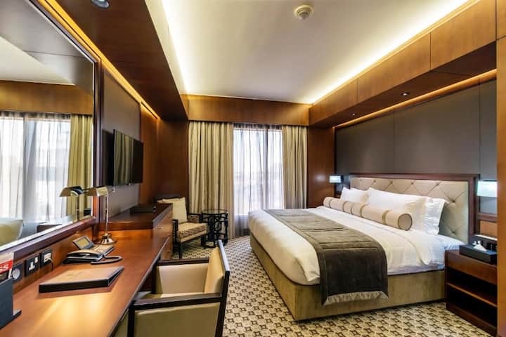 Classic King Or Twin Room Near Al Kuwaitat Park - Al Ain