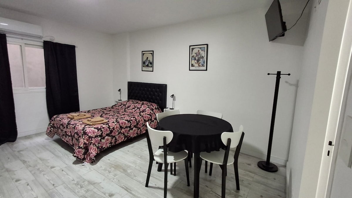 Studio con aire acondicionado