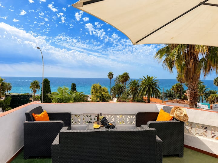 Villa Juanita En Nerja Con Vistas Al Mar - Nerja