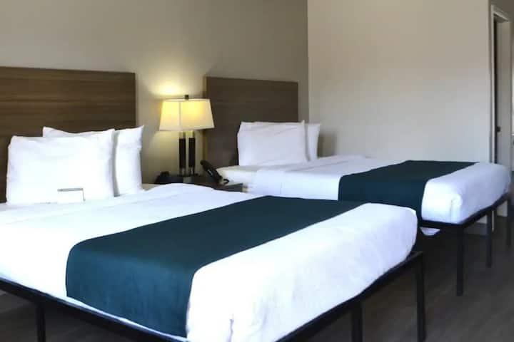 2 Pet-friendly Accommodations | On-site Parking! - Chattanooga, TN