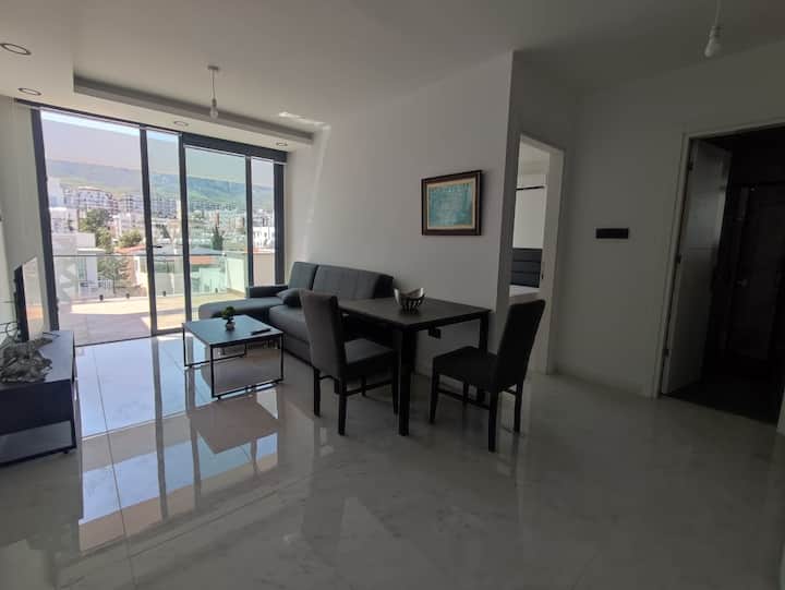 Modern Penthouse Near Harbor With St Hilarion View - Kyrenia