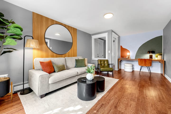 Mid-century Home With Garage & Private Deck - Sparks, NV