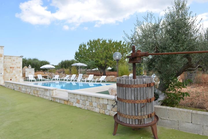 Trullo Country Relax Lumieri 6 - Alberobello