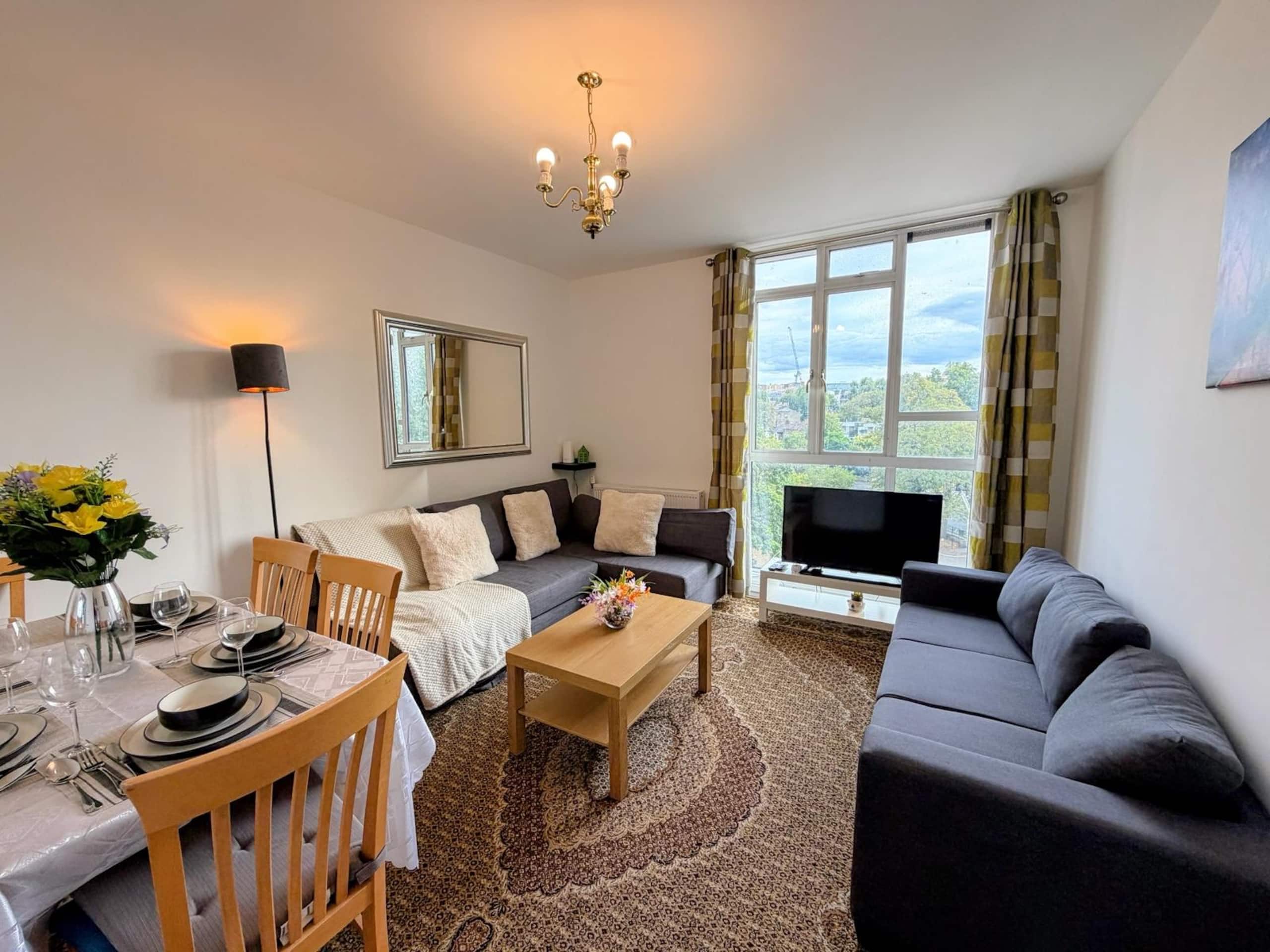 Reading House 44 · Chic 2BR London Apartment Near Transit - Photo 24