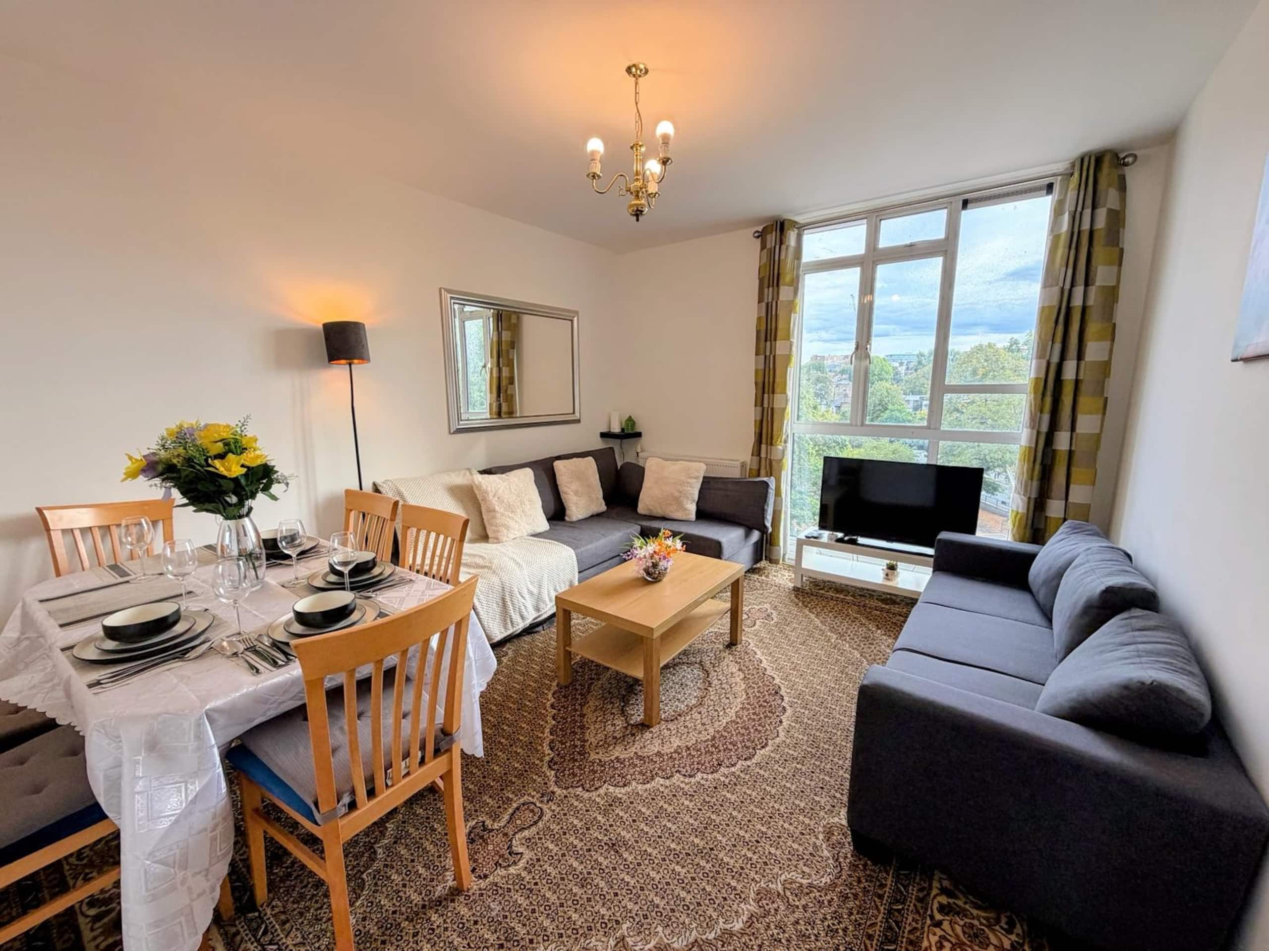 Reading House 44 · Chic 2BR London Apartment Near Transit - Photo 21