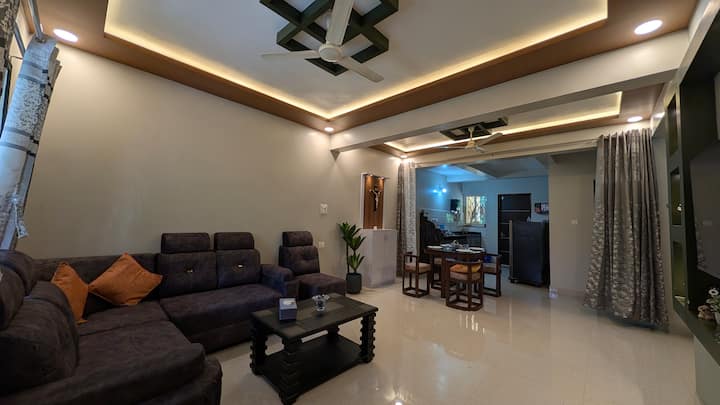 Living room image 3