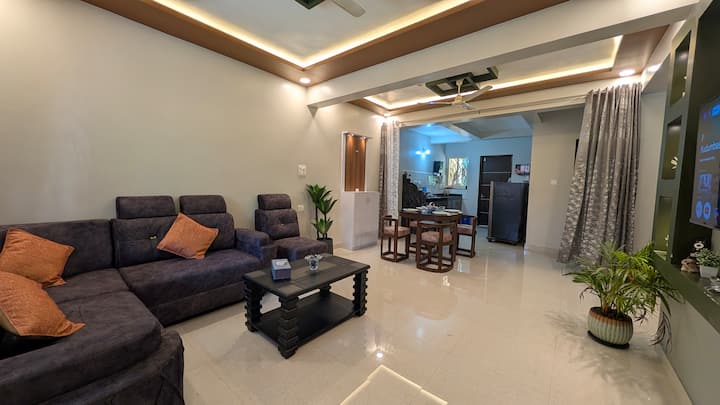 Living room image 5