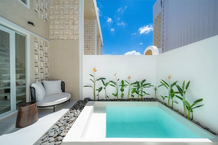 Uluwatu 1br Villa | Pool, Near Nyang Nyang Beach - Indonesia