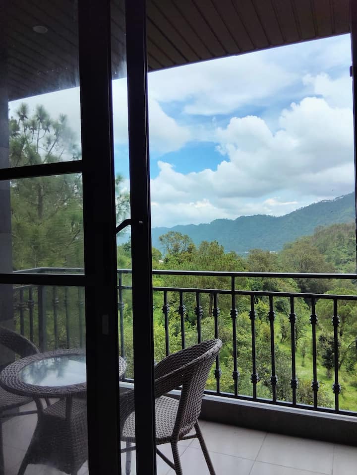Plush Pines 6 Bedroom House In Kasauli - Kasauli