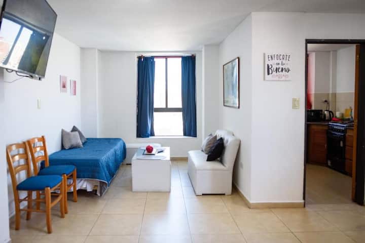 Depto. / Centro / 2 Dorm. / 6 Personas / Cochera - Córdoba, Argentina
