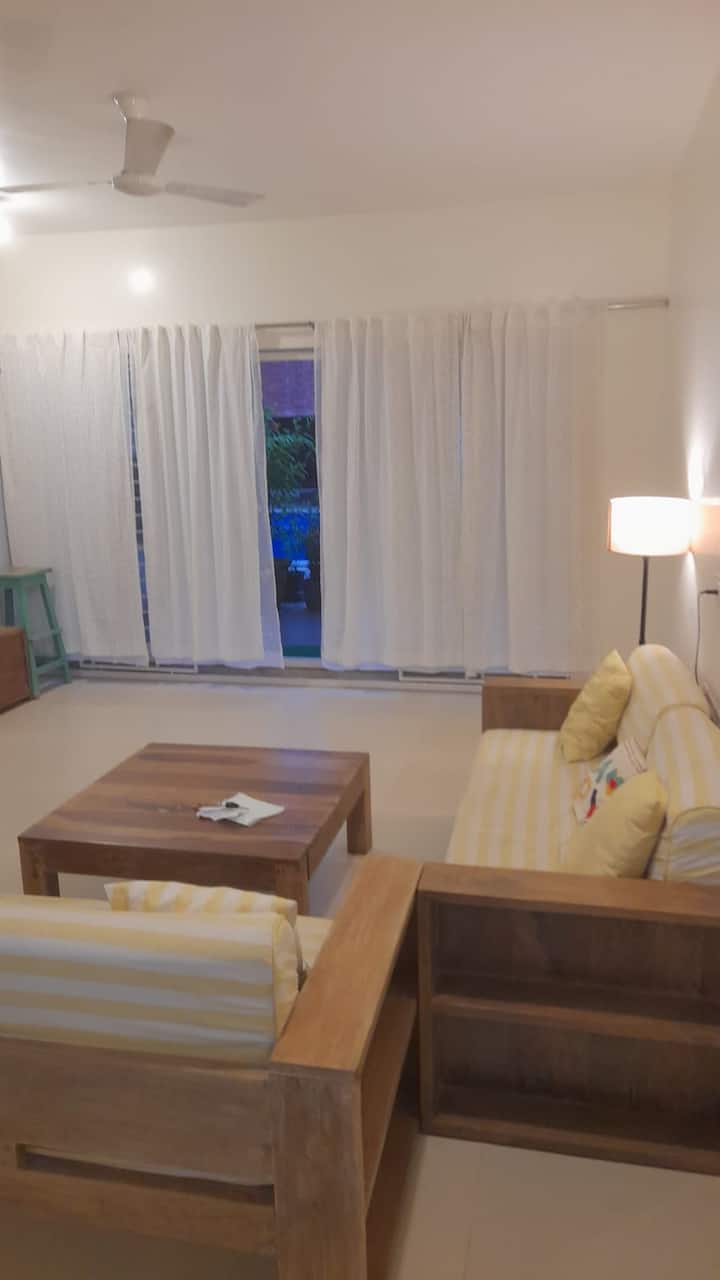 Living room image 11