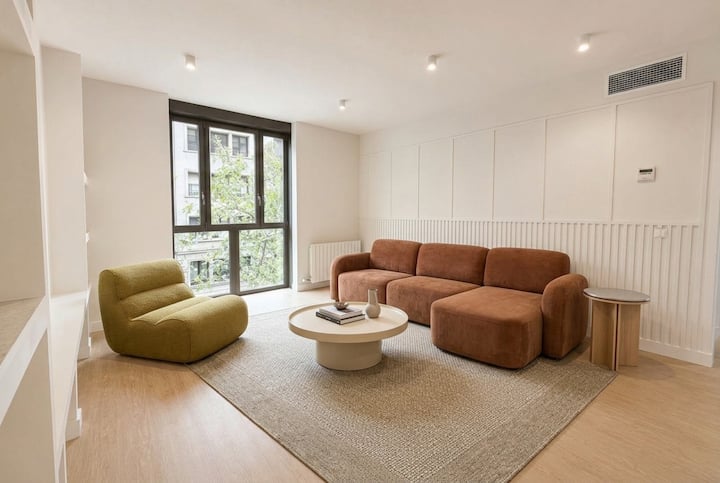 Elegante Apartamento En El Corazón De Barcelona - Barcelona