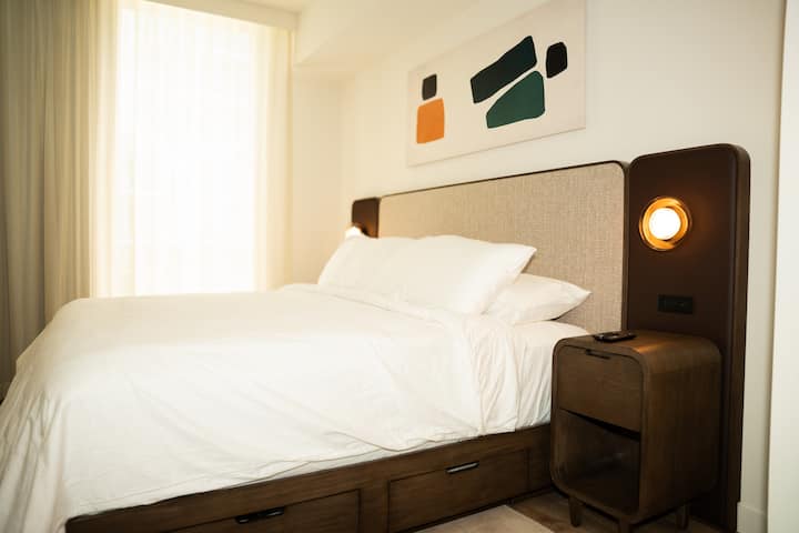 Stylish Brickell 1br  Walk To Everything - Miami, FL