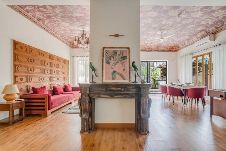 Living room image 1