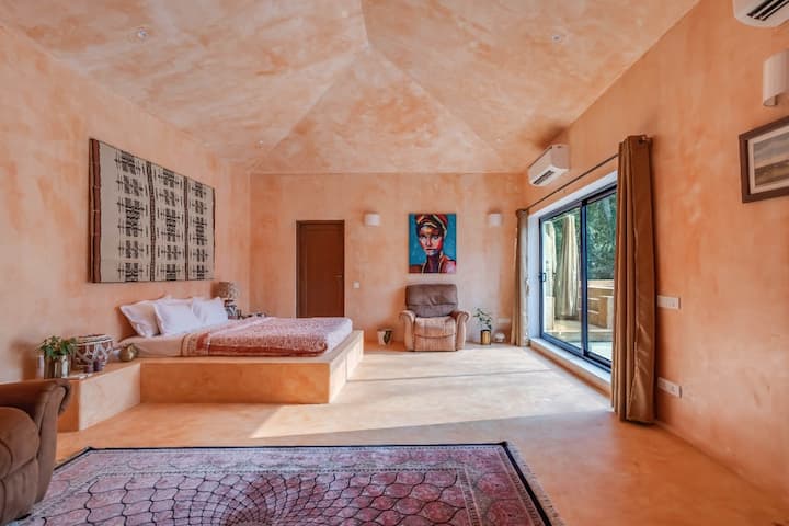 Bedroom 1 image 1
