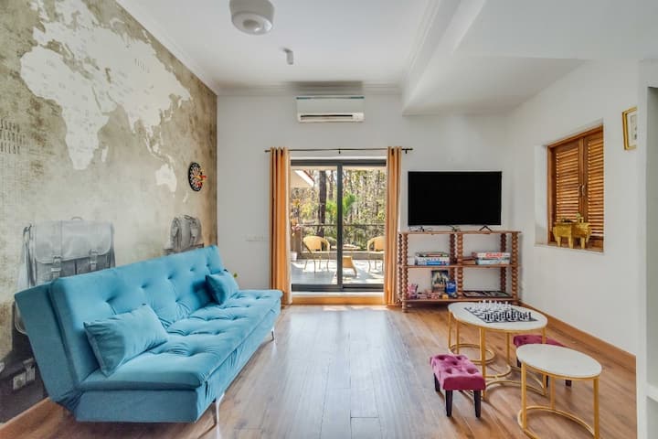 Living room image 2