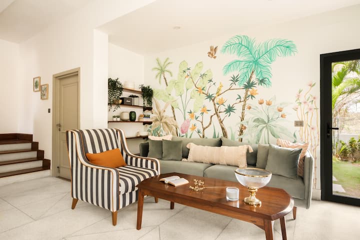 Living room image 3