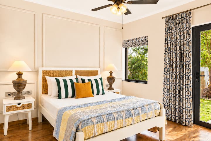 Bedroom 1 image 2