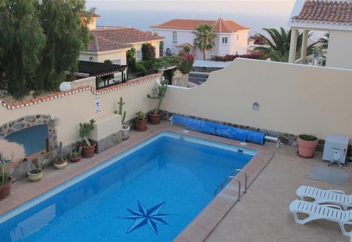 Villa 5-bedroom With Private Pool - Costa Adeje