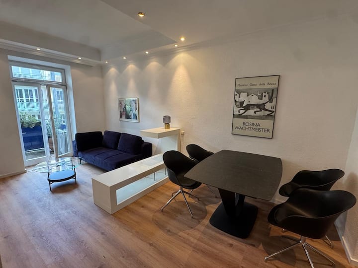 Schöne 2-zimmer-wohnung Am Gärtnerplatz Mit Balkon - Munich