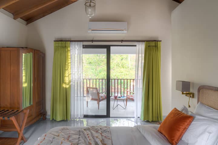 Bedroom 2 image 1
