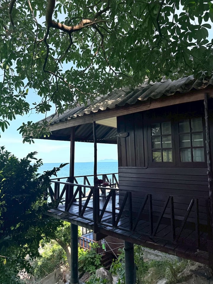 Double Bed, Bungalow Ok Shark Bay Koh Tao - タオ島