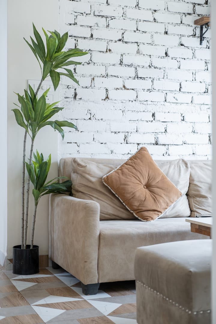 Living room image 12