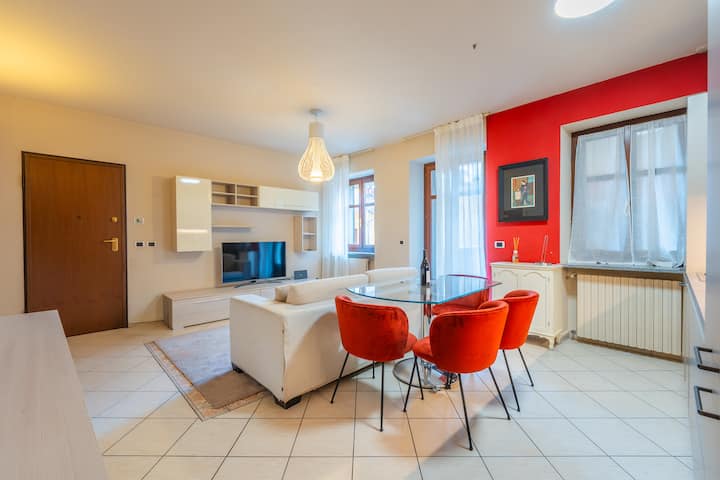 Casa Vescovado - Alba, CN, Italy