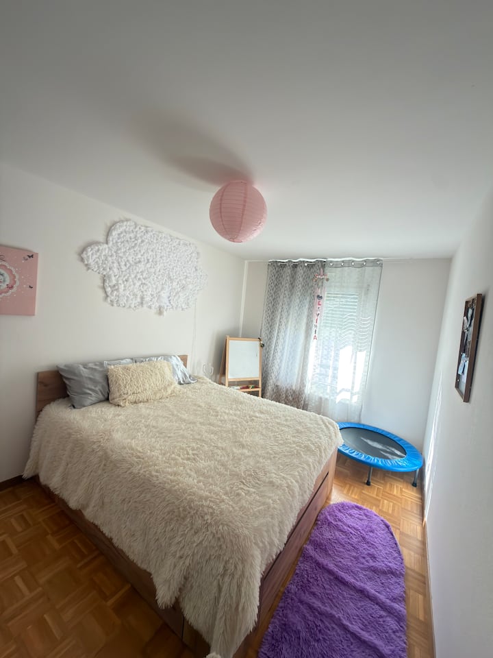 Chambre Disponible - Nyon