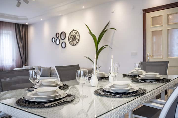 Superb Luxury Style  Beautiful Modern Home - Alanya