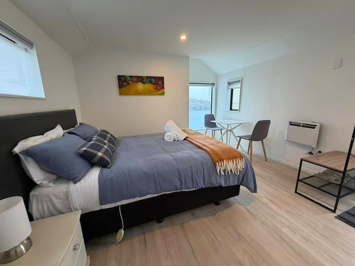 Cozy Lake View Studio | Golden Terrace Queenstown - Queenstown