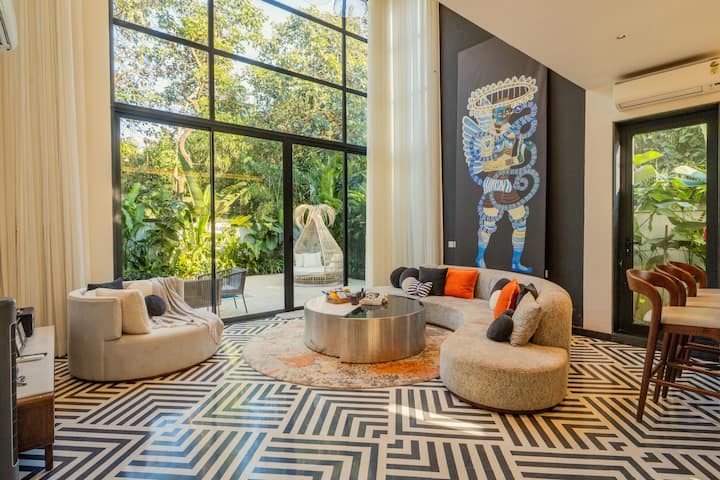 Living room image 1
