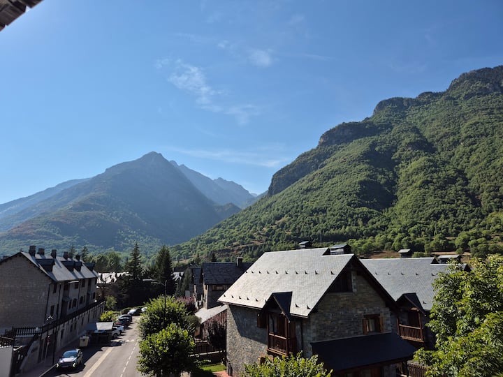 Esquí Y Naturaleza En Benasque - Benasque