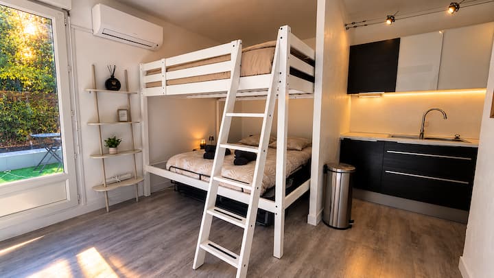 Majestic Studio Paris - Disneyland - Free Parking - Disneyland Paris