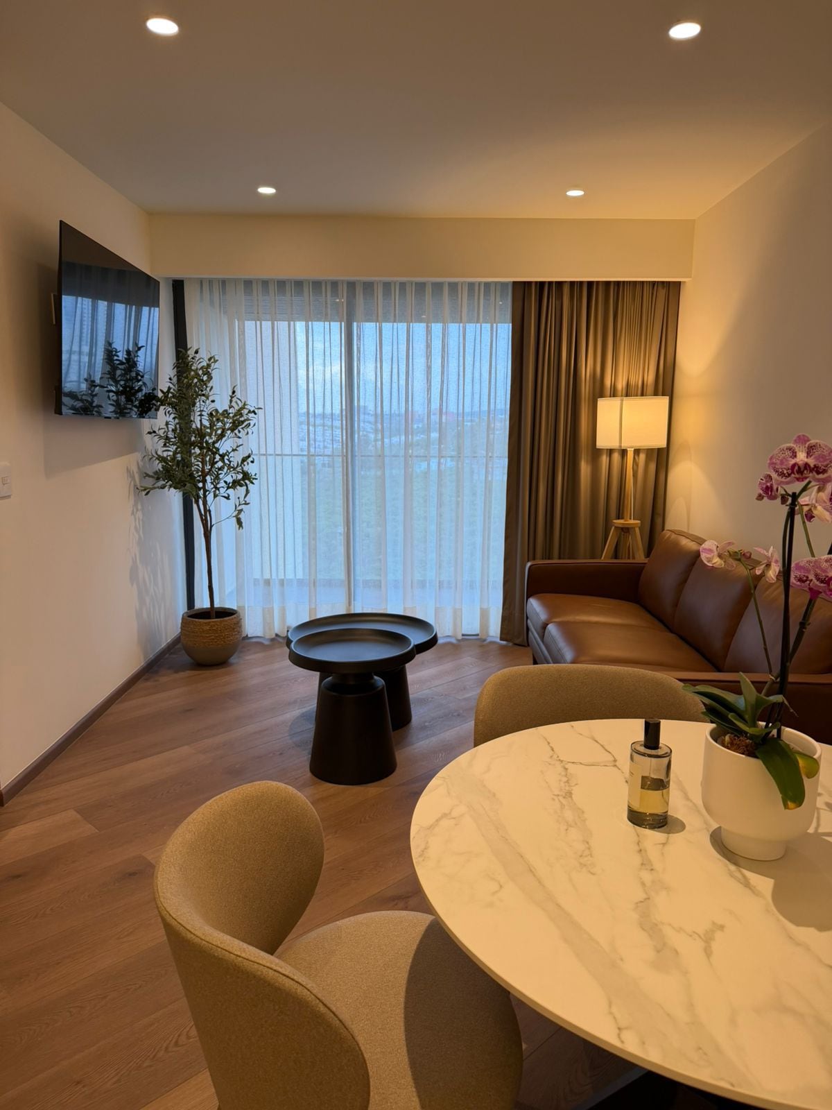 Luxus-Loft + Premium-Ausstattung, Infinity-Pool - Wohnungen zur Miete ...