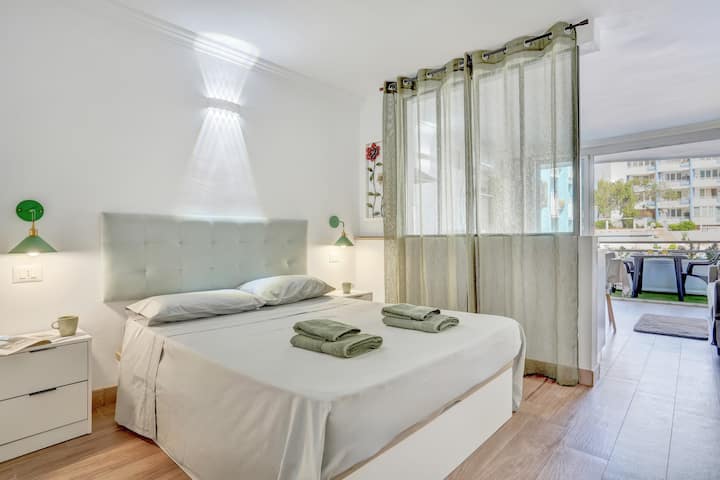 New En Golf Del Sur, Air Con, Pool, Parking, Fiber - Teneryfa