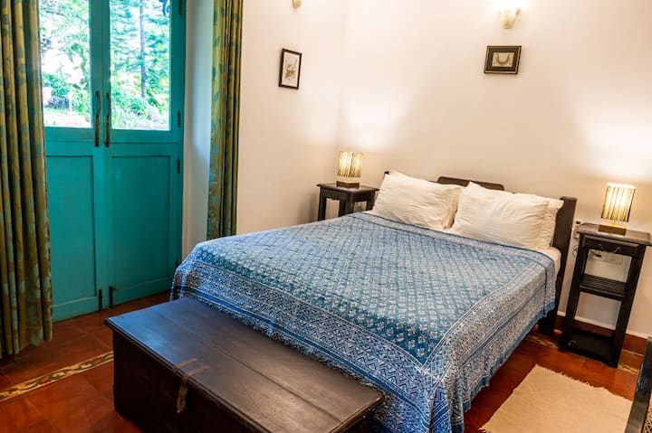 Bedroom 1 image 1