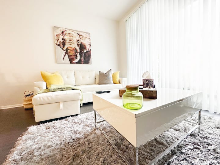 Pool View & Jacuzzi | Venice Beach | Free Parking - Marina del Rey, CA